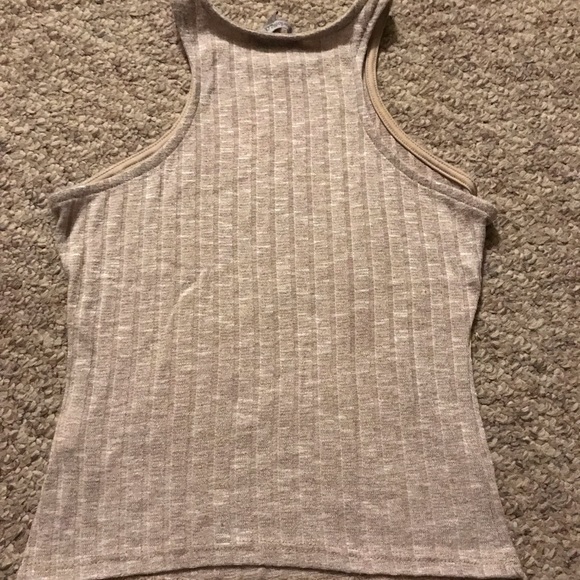 Crop top - Picture 2 of 2